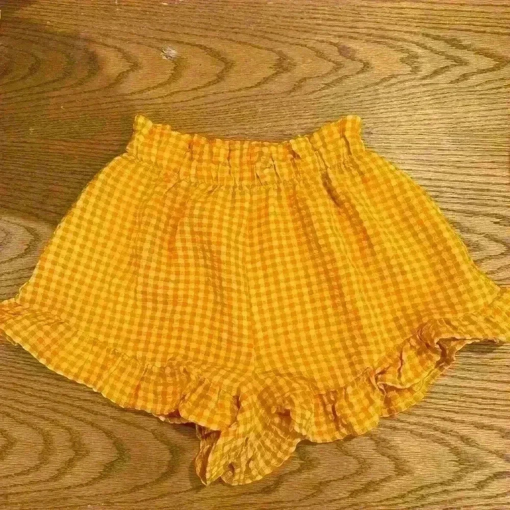 Lot with NWT GIRLS CLOTHES SIZE 10/12